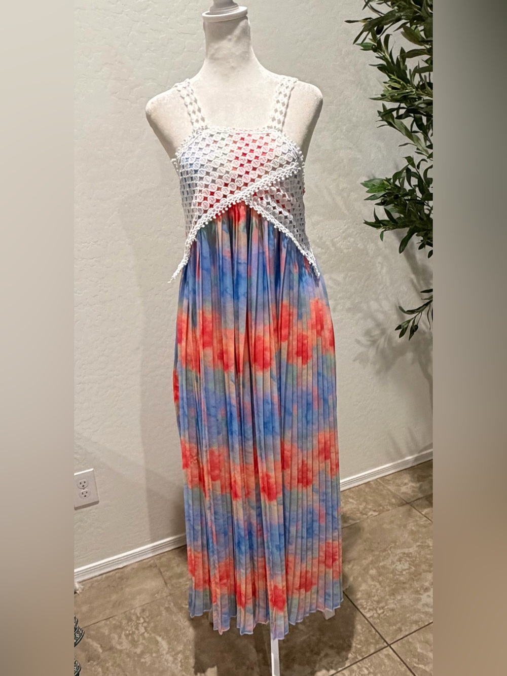 Truly Me by Sara Sara Dress, Size 14 Floral Chiffon